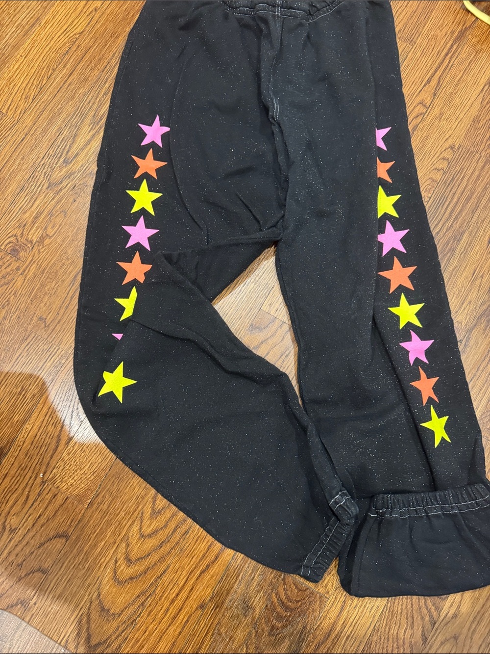 Hard tail black speckled Star-Accent Leggings - Multicolor Stars